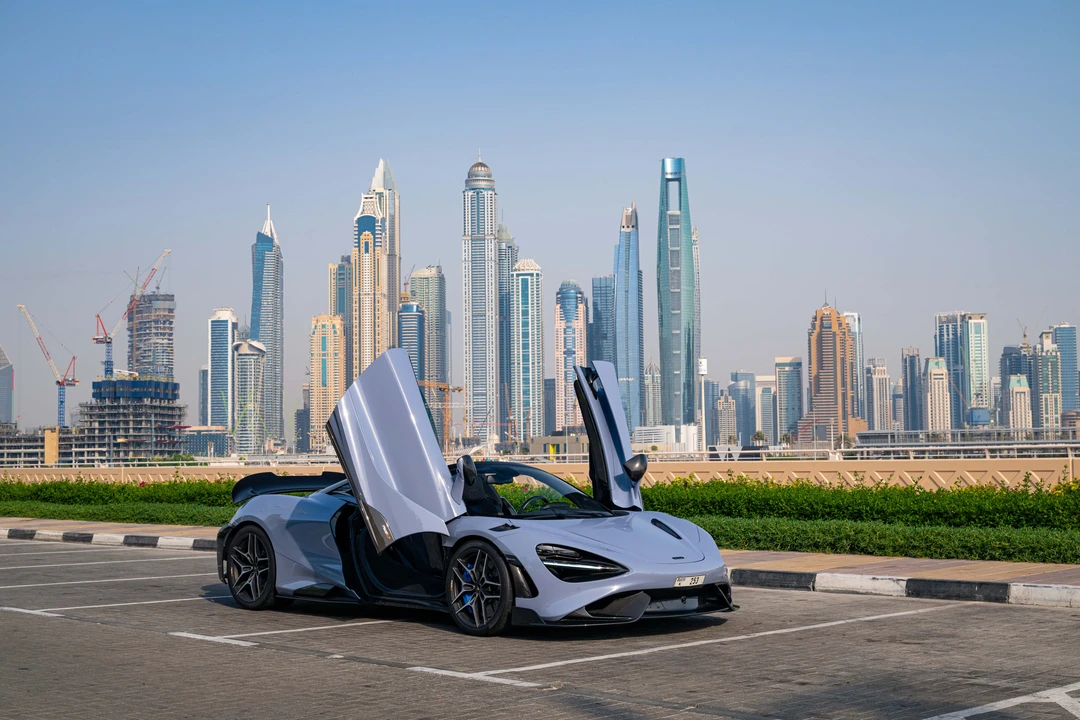 2022 McLaren 765LT Spider - Image 13 of 31