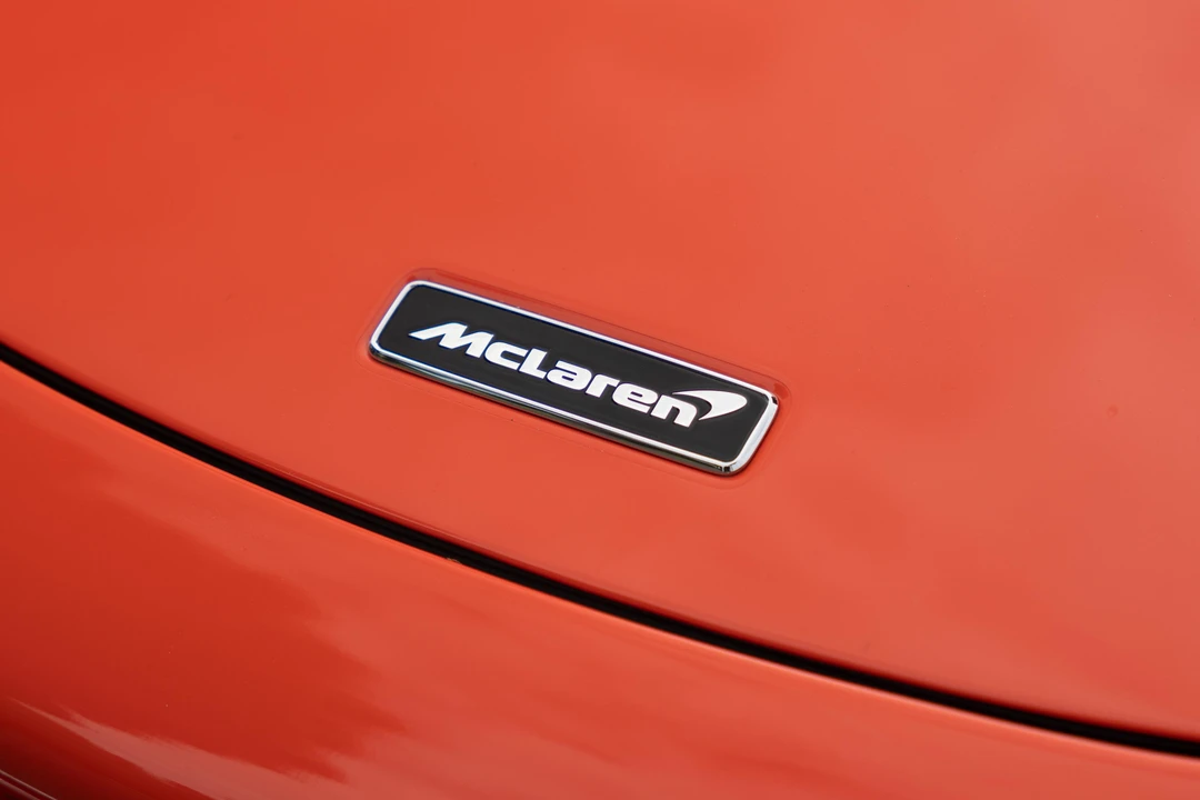 2022 McLaren 765LT Spider - Image 16 of 31