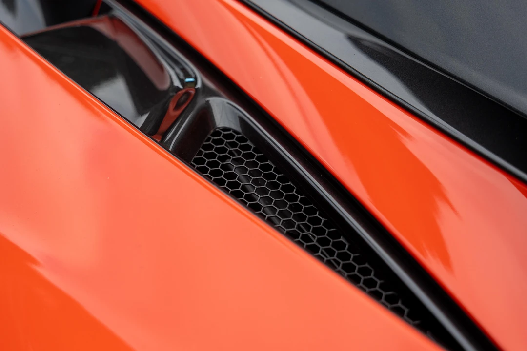 2022 McLaren 765LT Spider - Image 25 of 31