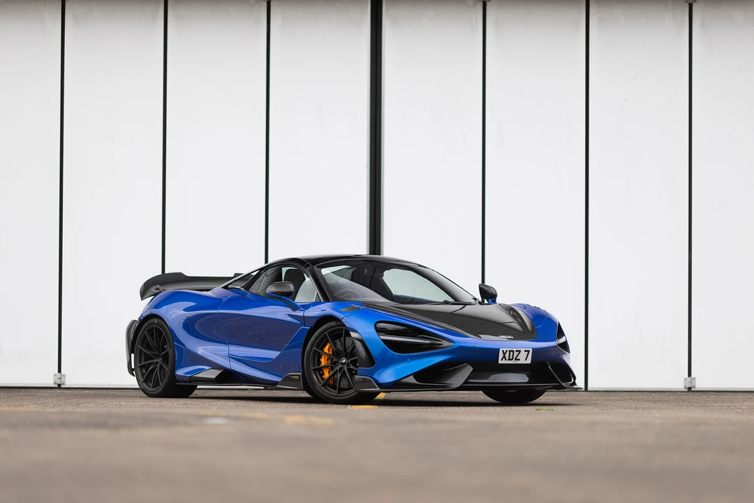 2022 McLaren 765LT Spider - Image 17 of 31