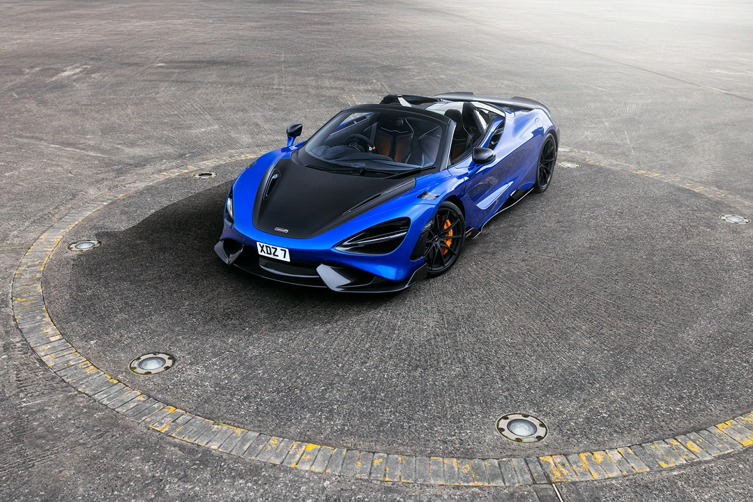 2022 McLaren 765LT Spider - Image 26 of 31