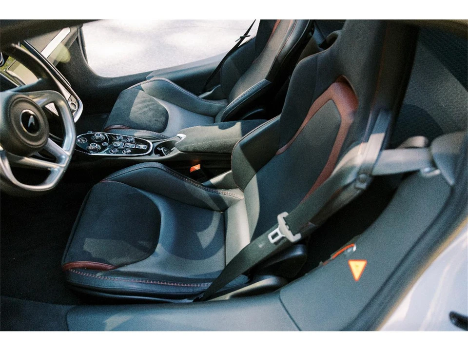 2022 McLaren GT - Image 19 of 21