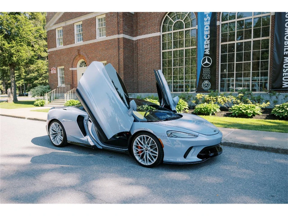 2022 McLaren GT - Image 12 of 21