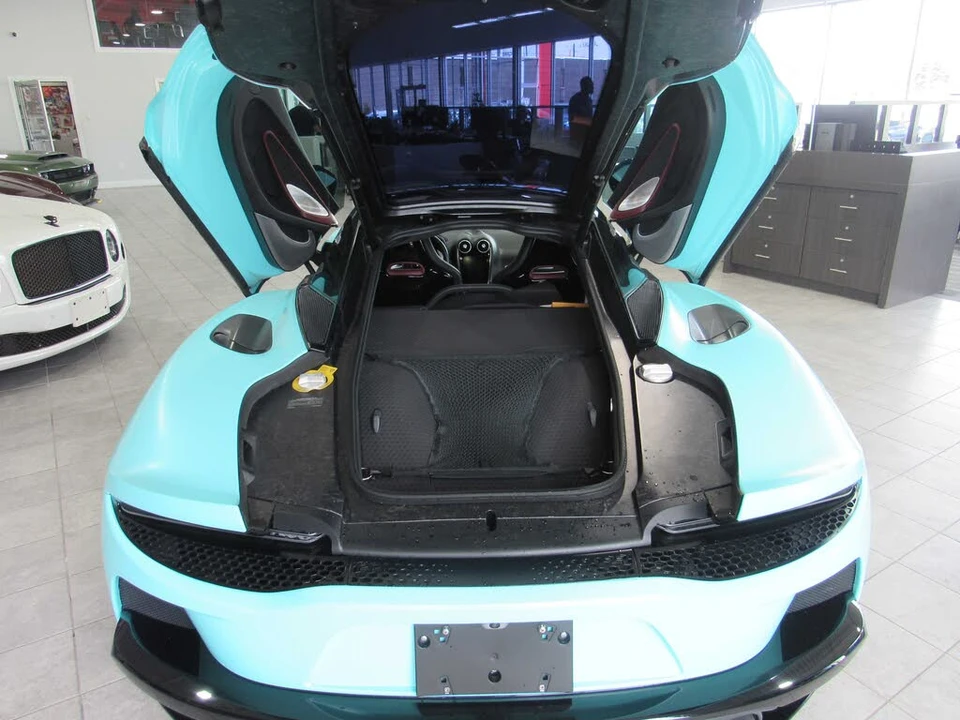 2022 McLaren GT - Image 15 of 18