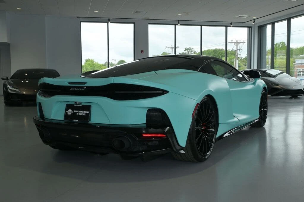 2022 McLaren GT - Image 15 of 31