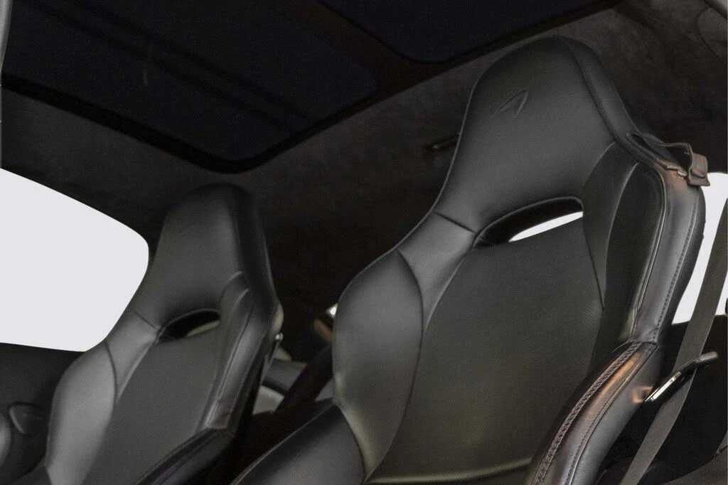 2022 McLaren GT - Image 16 of 31