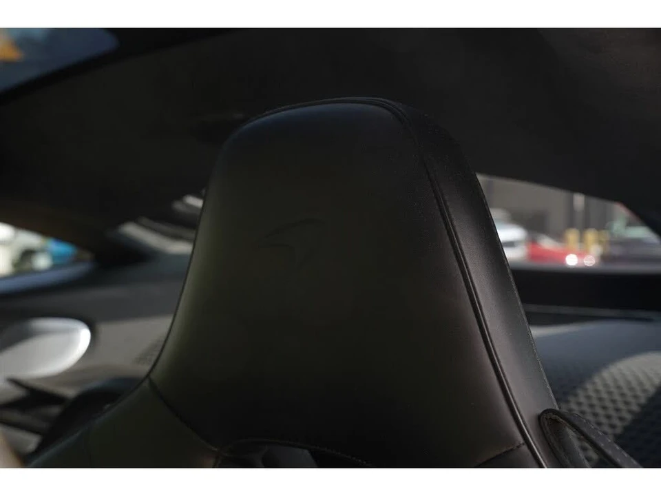 2022 McLaren GT - Image 25 of 31