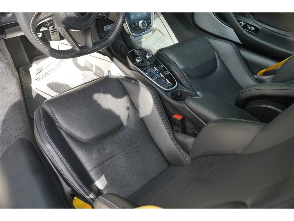 2022 McLaren GT - Image 23 of 31