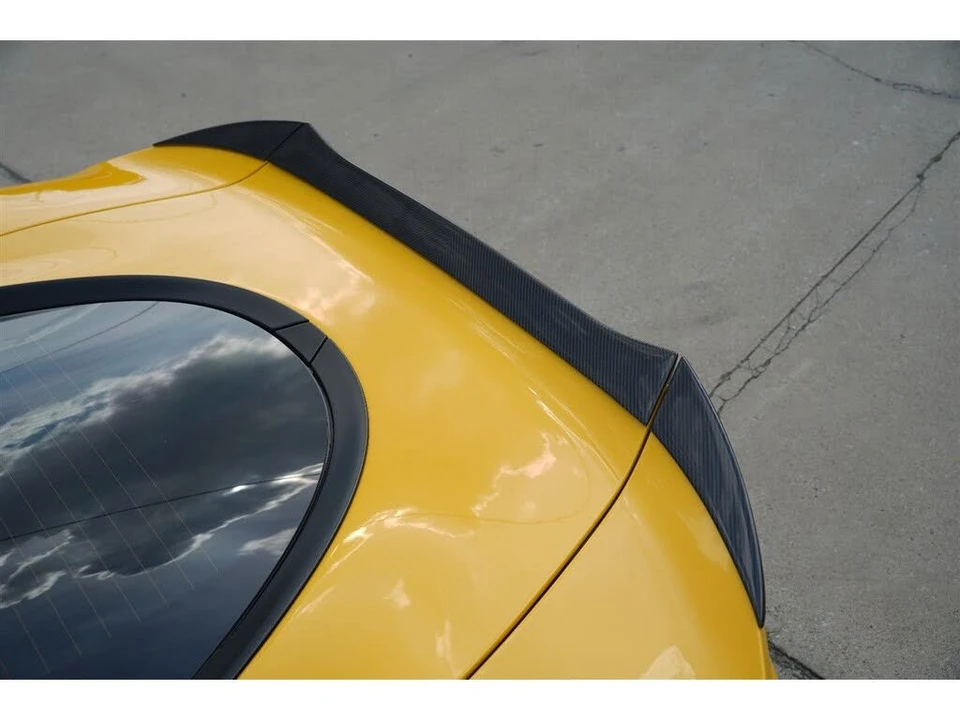 2022 McLaren GT - Image 9 of 31