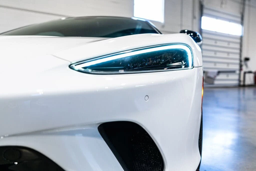 2022 McLaren GT - Image 10 of 31