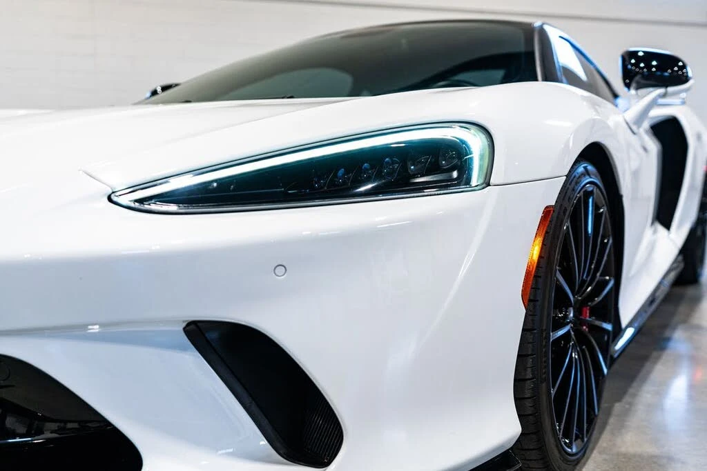 2022 McLaren GT - Image 11 of 31