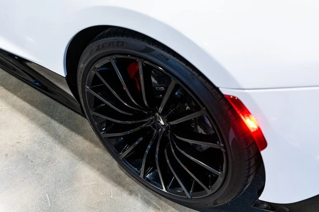 2022 McLaren GT - Image 16 of 31