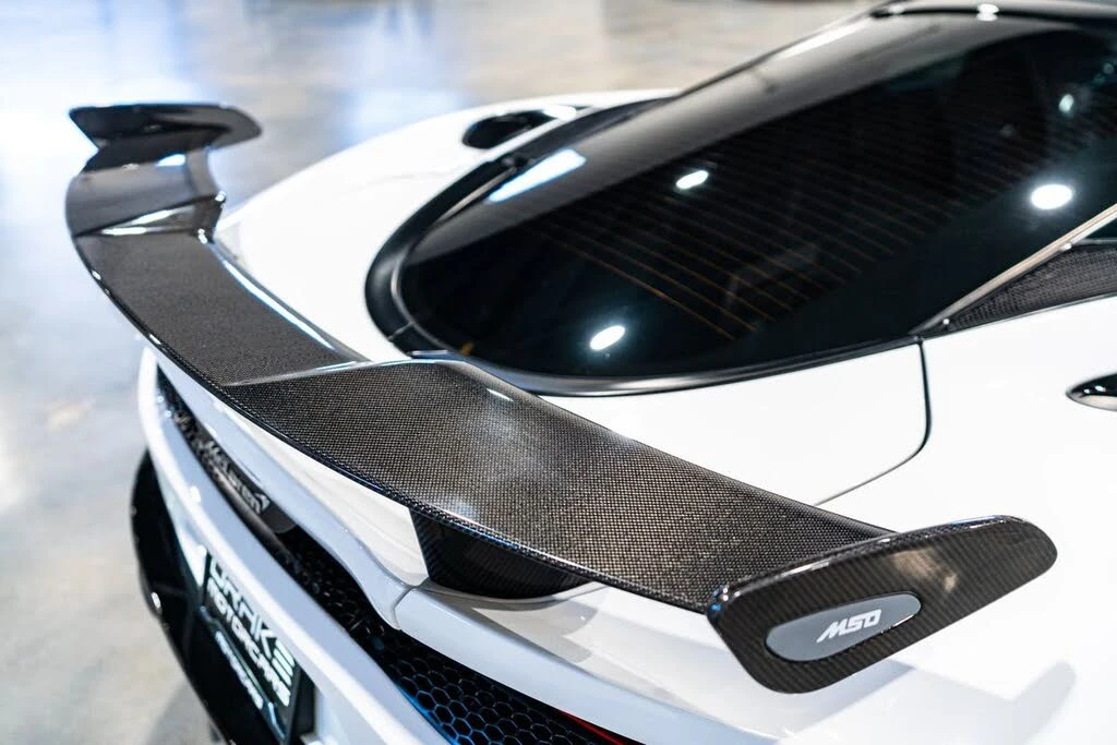 2022 McLaren GT - Image 24 of 31