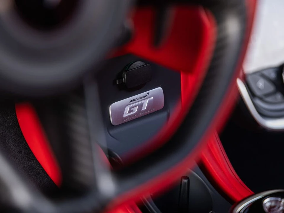 2022 McLaren GT - Image 30 of 31