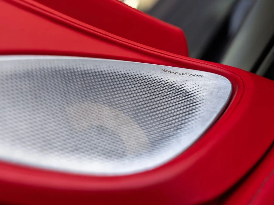 2022 McLaren GT - Image 21 of 31
