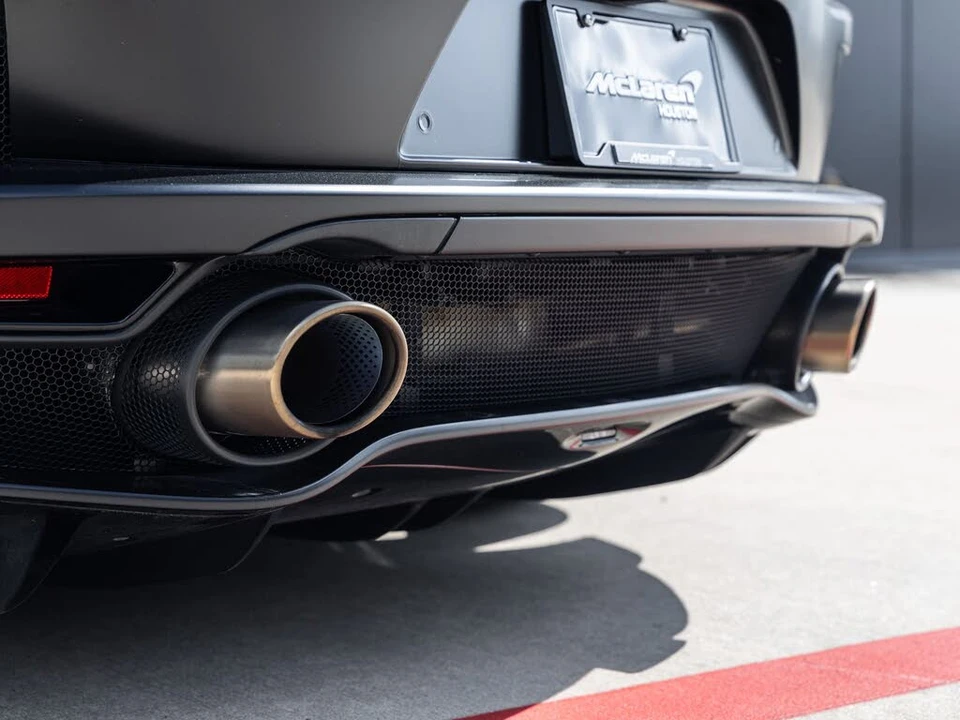 2022 McLaren GT - Image 15 of 31