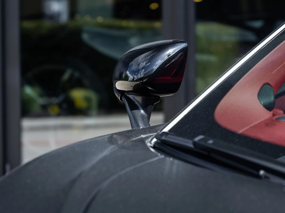 2022 McLaren GT - Image 17 of 31