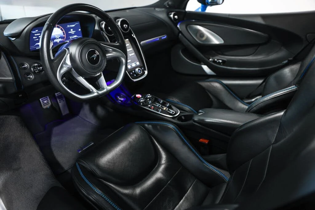 2022 McLaren GT - Image 27 of 31