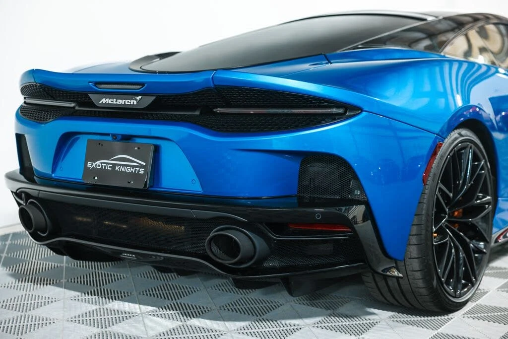 2022 McLaren GT - Image 10 of 31