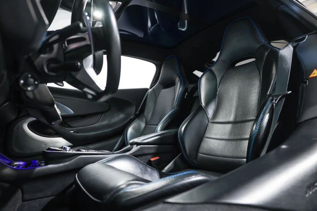 2022 McLaren GT - Image 28 of 31