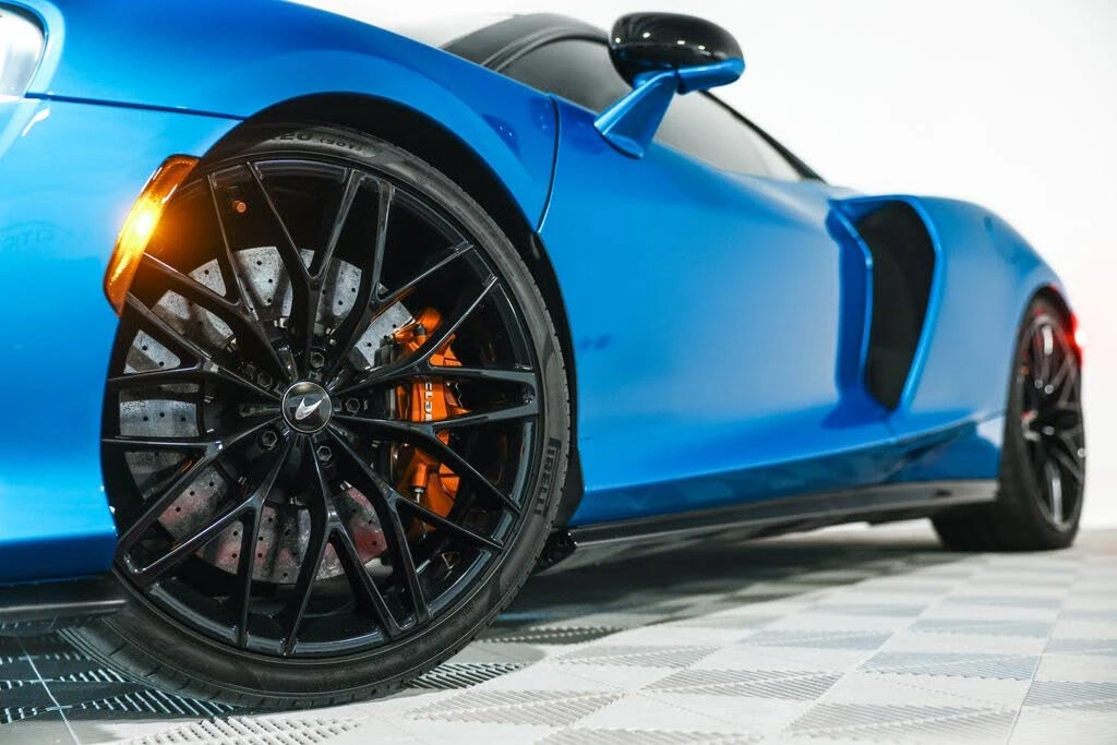 2022 McLaren GT - Image 12 of 31
