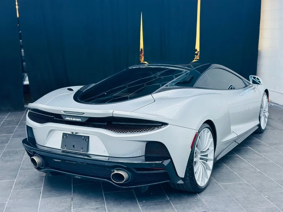 2022 McLaren GT - Image 6 of 11