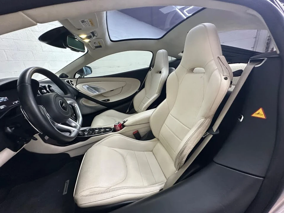 2022 McLaren GT - Image 8 of 11