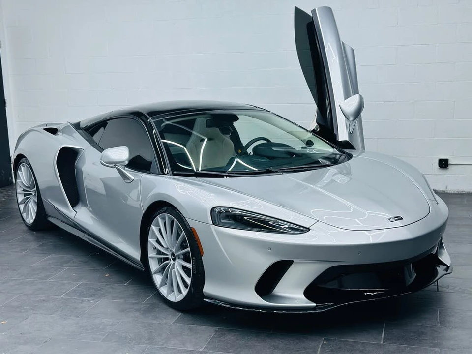 2022 McLaren GT - Image 3 of 11