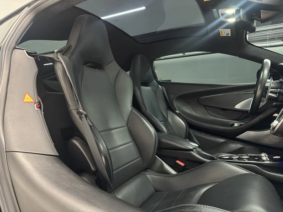2022 McLaren GT - Image 13 of 14
