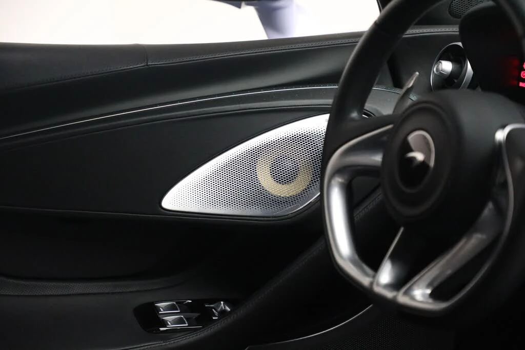 2022 McLaren GT - Image 27 of 31