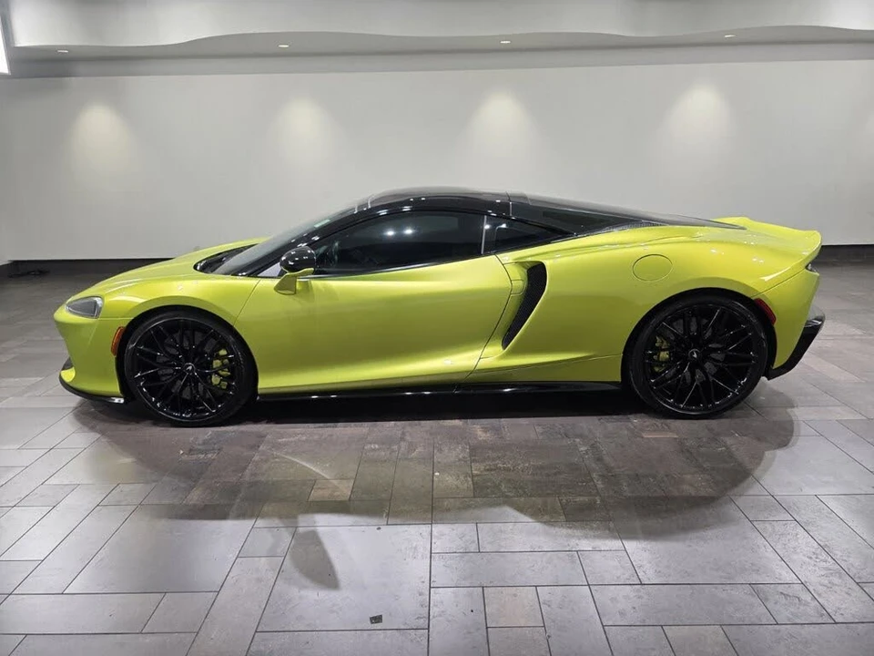 2022 McLaren GT - Image 3 of 26