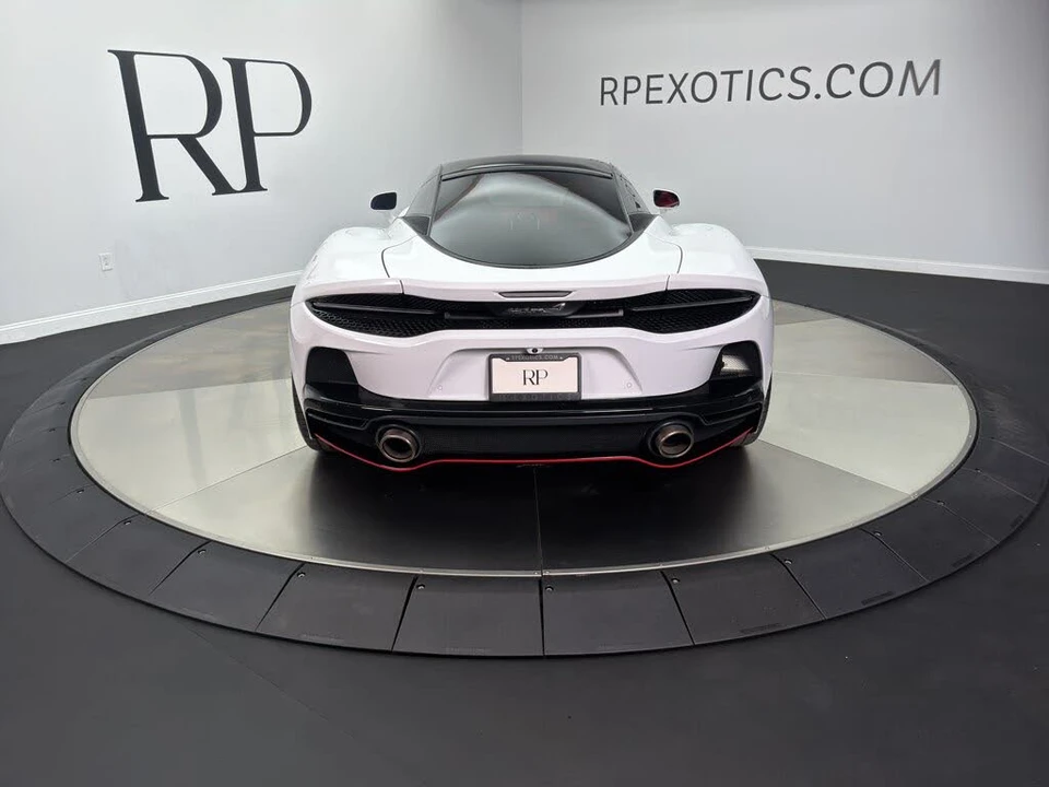 2022 McLaren GT - Image 8 of 24