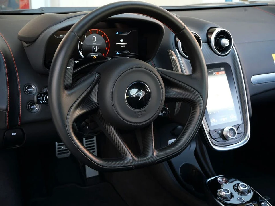 2022 McLaren GT - Image 9 of 27