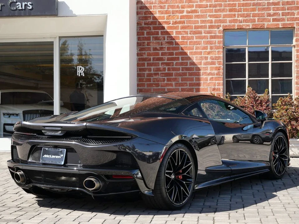 2022 McLaren GT - Image 4 of 27