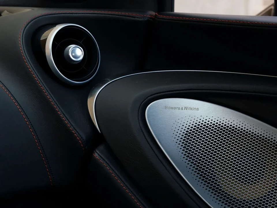 2022 McLaren GT - Image 22 of 27