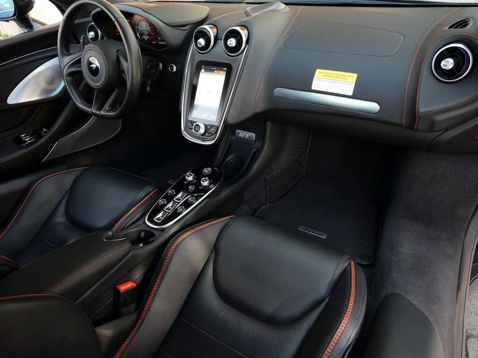 2022 McLaren GT - Image 10 of 27