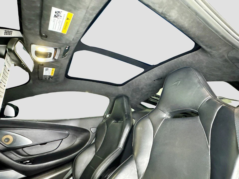 2022 McLaren GT - Image 20 of 31