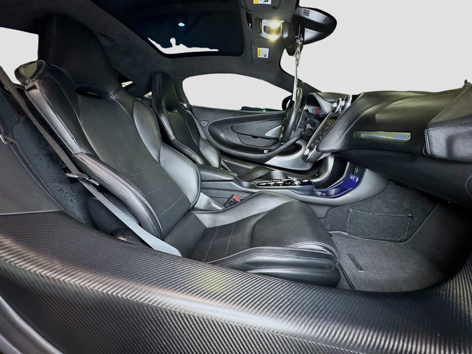 2022 McLaren GT - Image 24 of 31