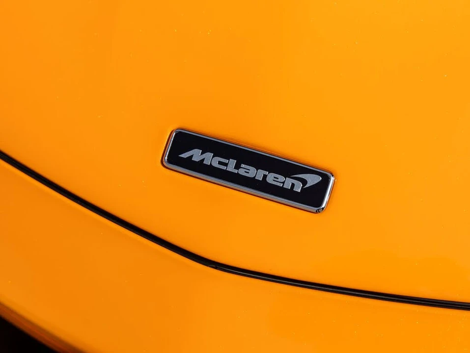 2022 McLaren GT - Image 19 of 31