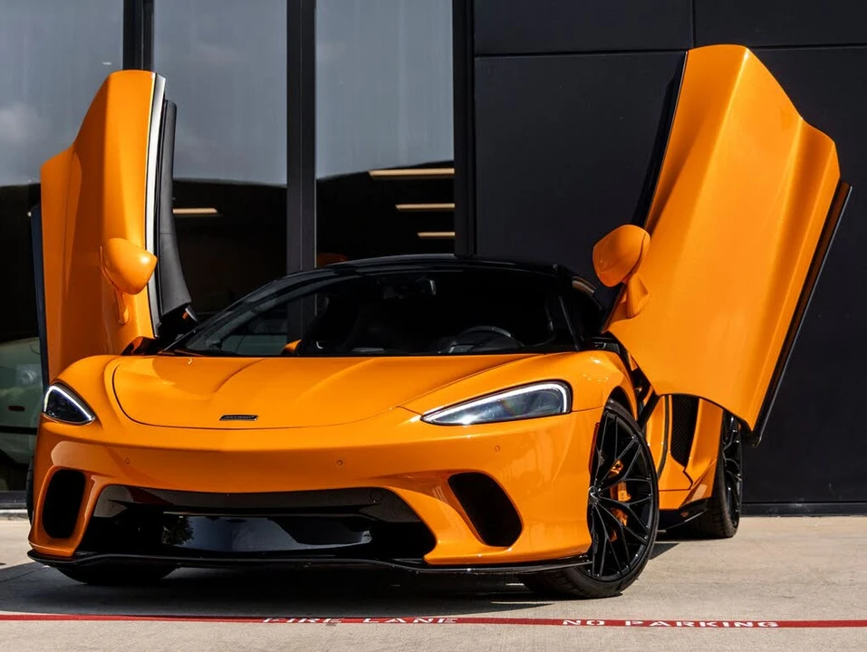 2022 McLaren GT - Image 2 of 31