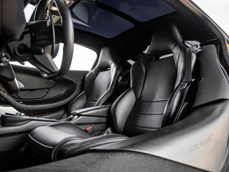 2022 McLaren GT - Image 25 of 31