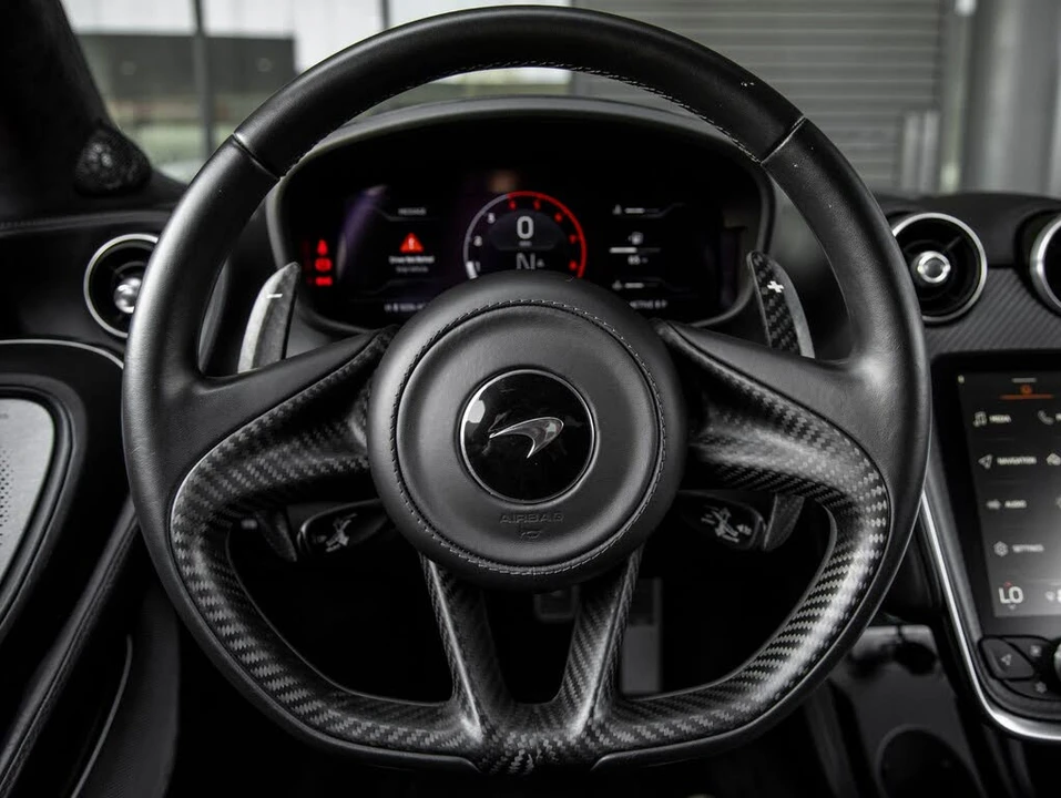 2022 McLaren GT - Image 27 of 31