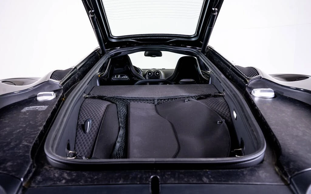 2022 McLaren GT - Image 26 of 26