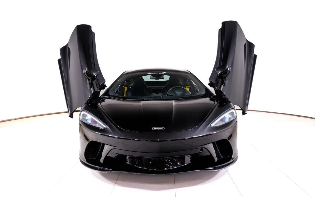 2022 McLaren GT - Image 9 of 26