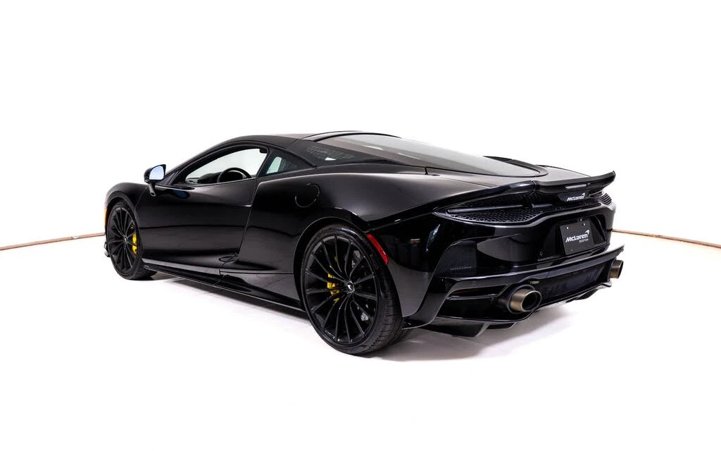 2022 McLaren GT - Image 3 of 26
