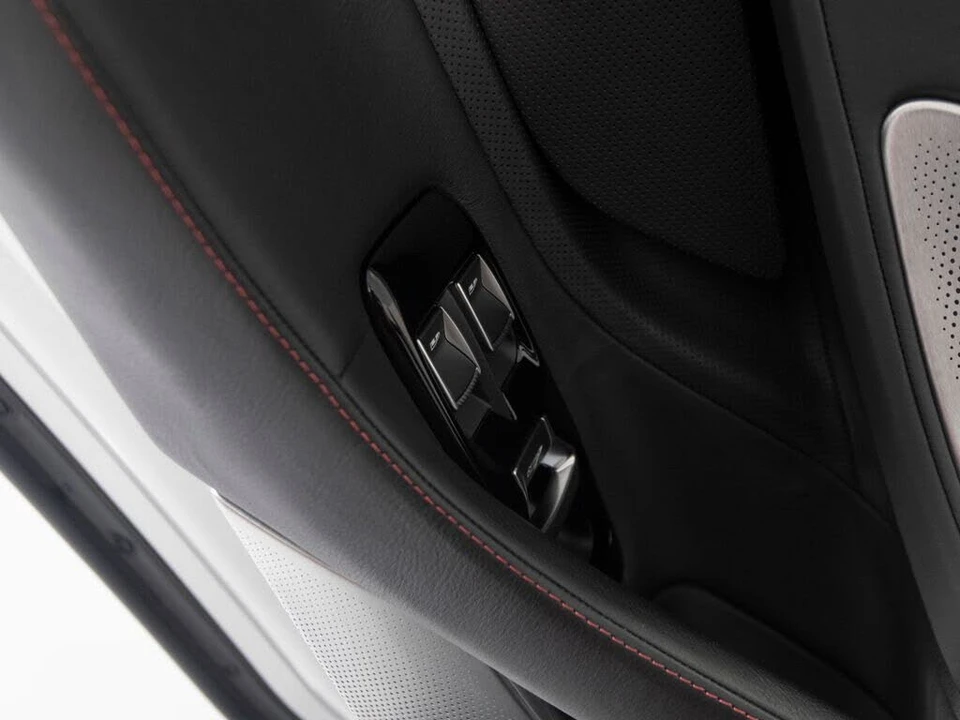 2022 McLaren GT - Image 12 of 31