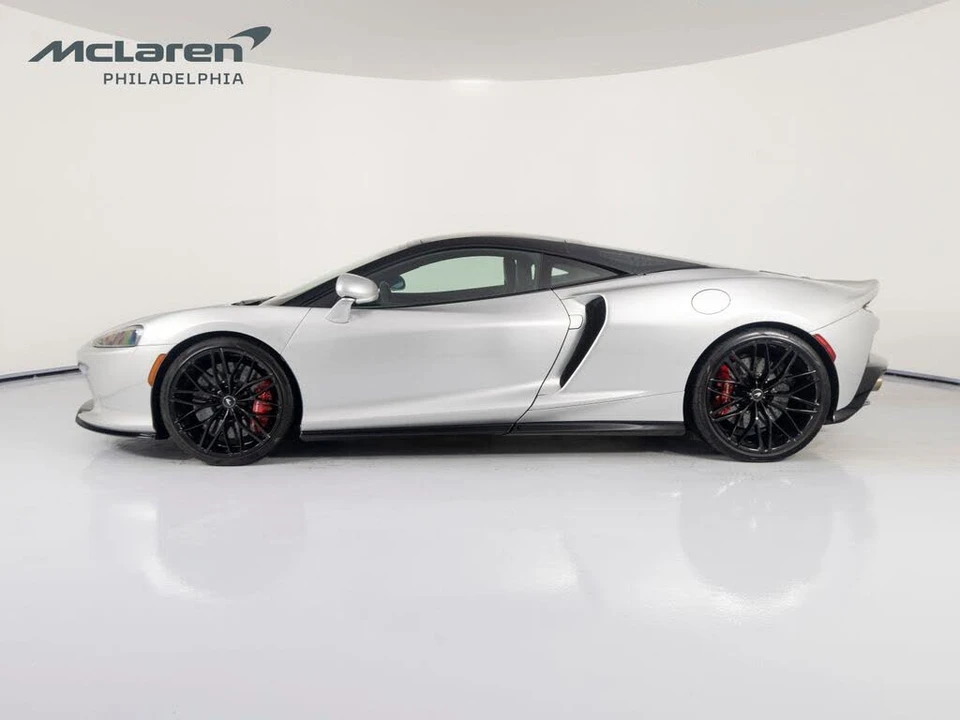 2022 McLaren GT - Image 2 of 31