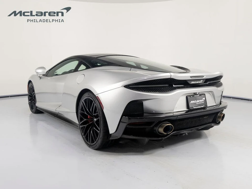 2022 McLaren GT - Image 3 of 31