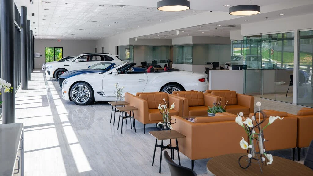 2022 McLaren GT - Image 28 of 31