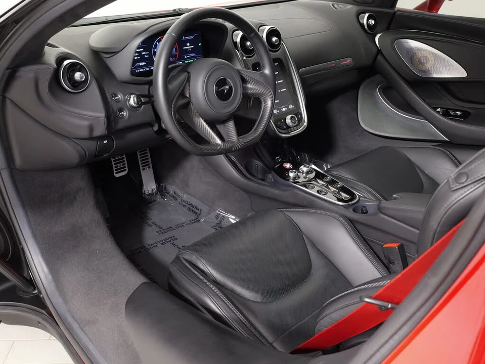 2022 McLaren GT - Image 31 of 31